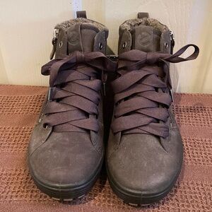 EUC Ecco boots